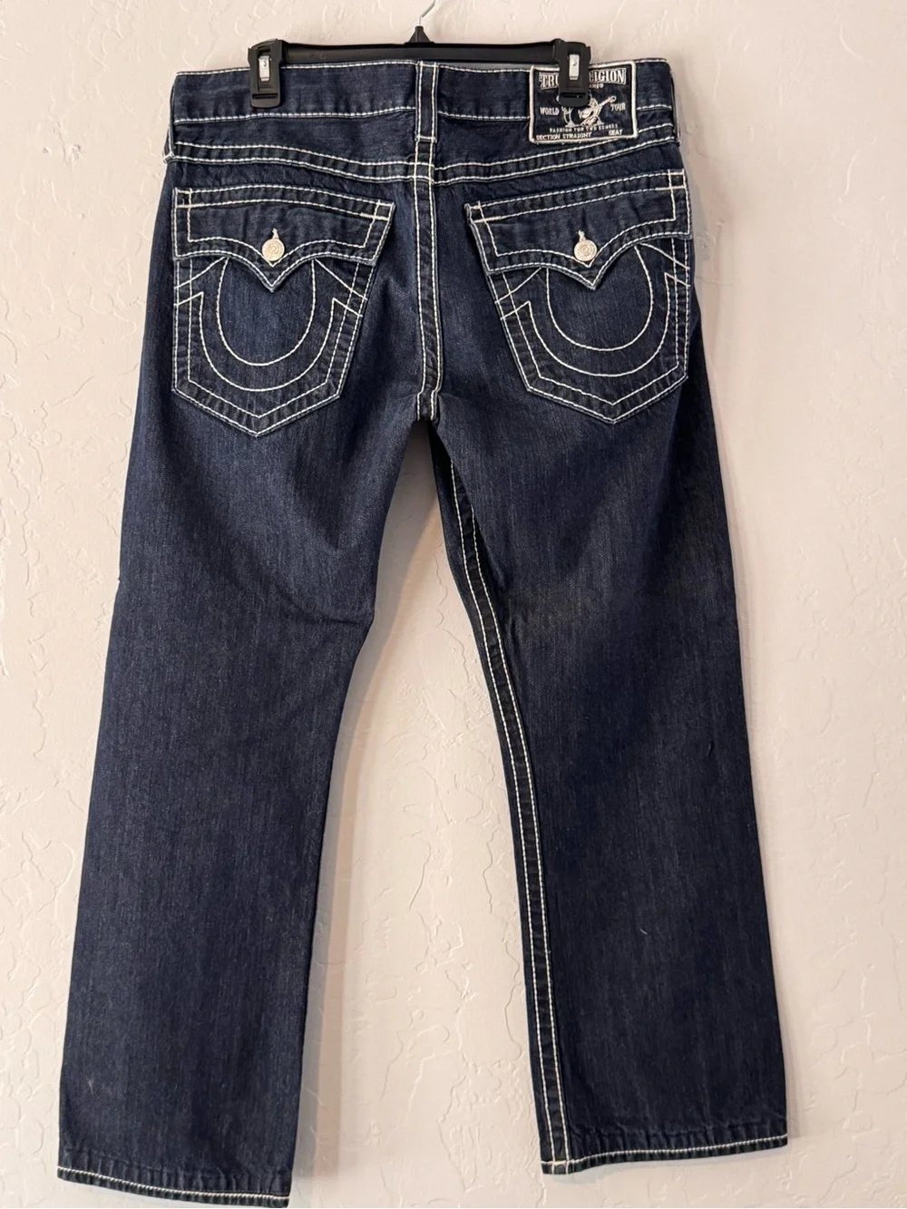 Vintage True Religion Men's Dark Indigo Relaxed Jeans with White Stitching